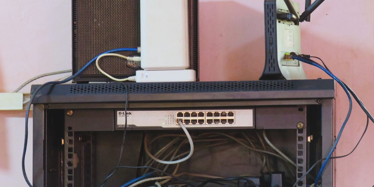 绿茶VPN 传输协议测试所用的机架式网络交换设备
